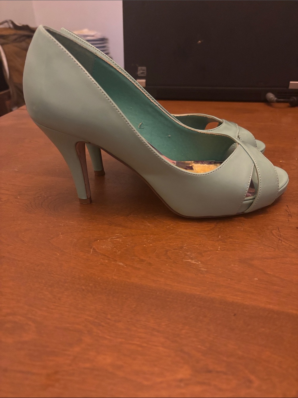 Madden Girl Mint Green Peep Toe Platform Pumps "Gertiee" – Size 9.5